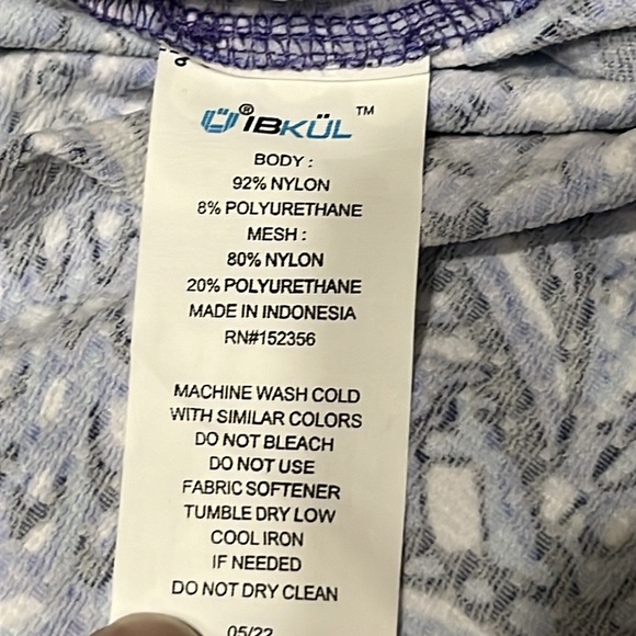 Ibkul Krista Zip Polo with Adjustable Drawstring in Plum/Lavender Size M NWT - Picture 6 of 8